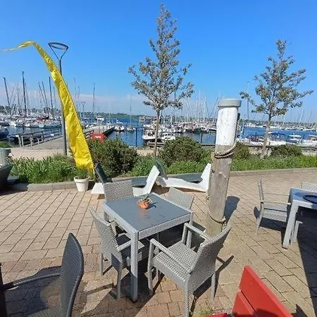 Am Rundsteg 4 Apartment *